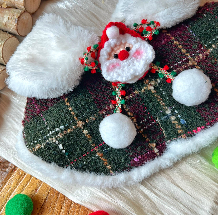 Fuzzy Cape with Santa (Santa毛毛披肩)