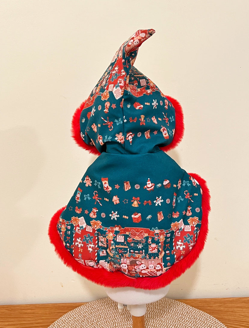 GDC0404 聖誕派對毛毛斗篷(紅邊)