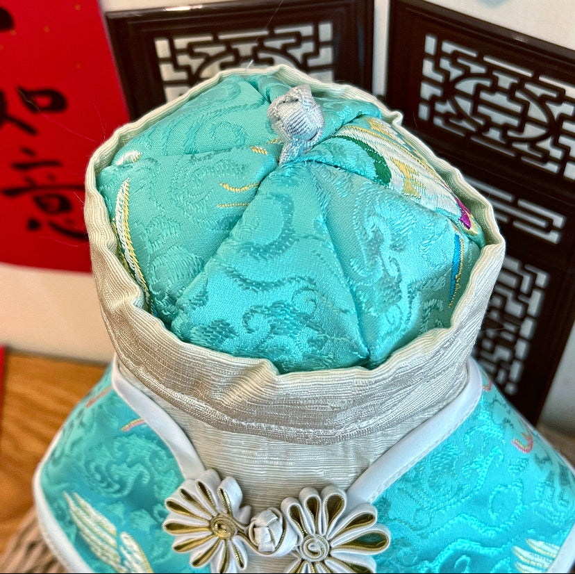 GDC0760 雲中鶴唐裝帽（湖綠配淺金色）