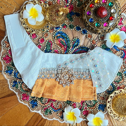 Kun Shi Women's Thai Scarf (White+Golden) Kun Shi女泰服圍巾 (白+金黃色）