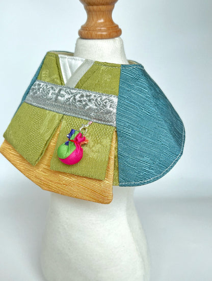 Traditional Korean Hanbok with Waist Pouch Scarf (Ocean blue with emerald green) 傳統韓服掛袋圍巾（海藍翠綠色）