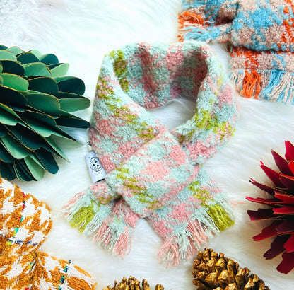 Pink and Grass Green Houndstooth Scarf 撞色粉拼草綠千鳥格頸巾