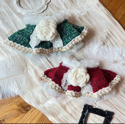 Elegant Lady with White Camellia（Emerald Green) 貴婦小香風毛毛圍巾（翠綠色）