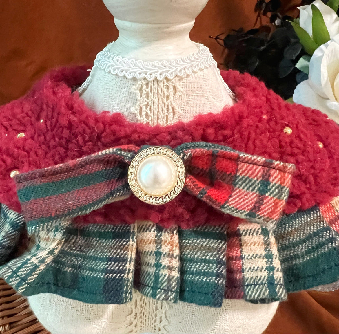 Lady Red and Green Checked Fuzzy Cape 貴婦酒紅毛披肩圍巾（綠格）