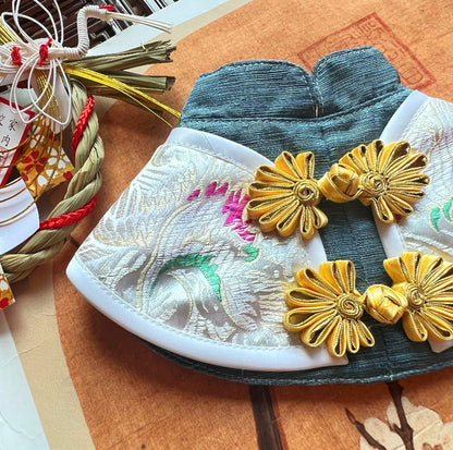 GDC0691 雲中鶴唐裝圍巾（杏金配深藍色）