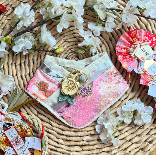 GDC0556 黃花和服領巾（淺粉紅色）