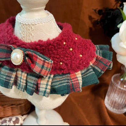 Lady Red and Green Checked Fuzzy Cape 貴婦酒紅毛披肩圍巾（綠格）