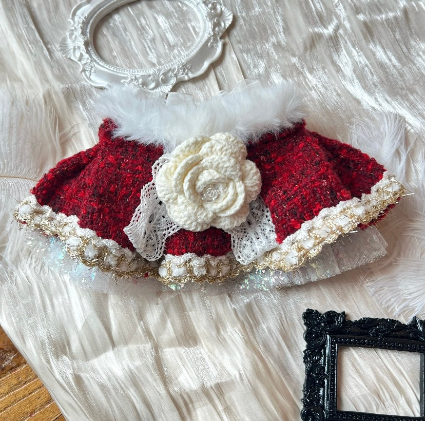 Elegant Lady with White Camellia(Burgundy) 貴婦小香風毛毛圍巾（酒紅色）