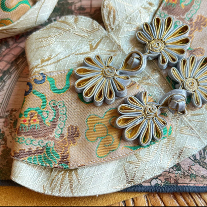 Golden Dragon Robe Scarf (Silver and Blue)