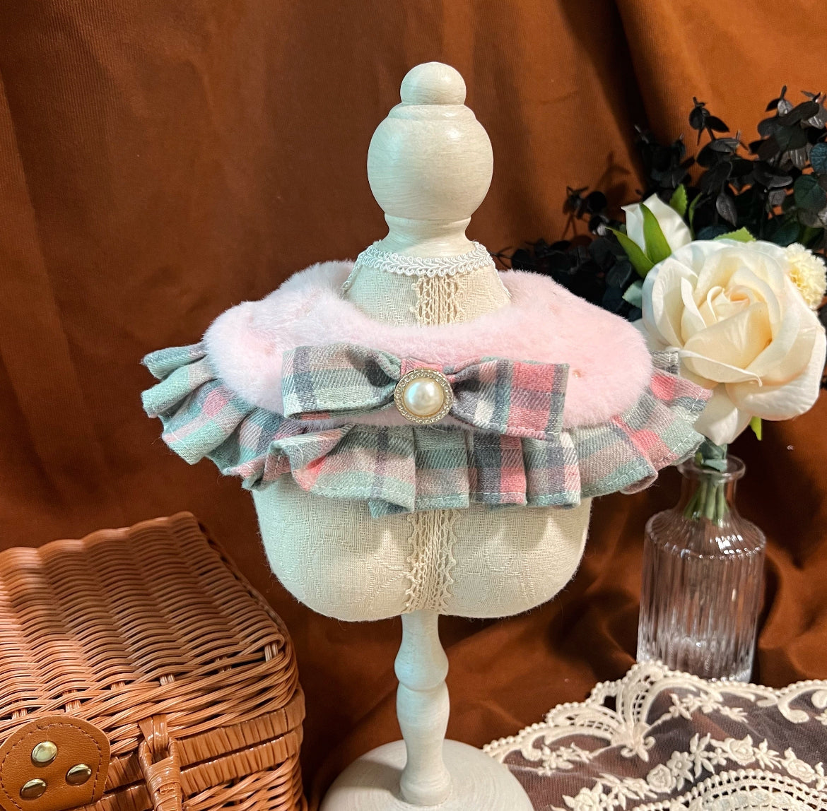 Lady Pink and Green Checked Fuzzy Cape 貴婦粉毛披肩圍巾（粉綠格）