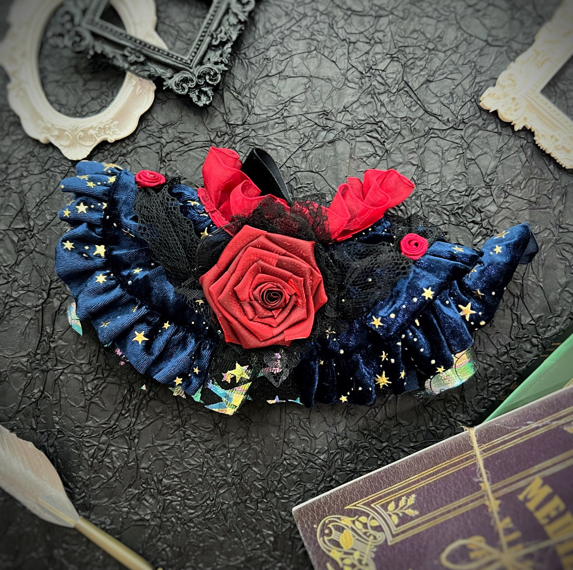 Royal Countess of Rose Scarf (With dark blue starry fabric) 星空玫瑰伯爵夫人圍巾 (深藍色)