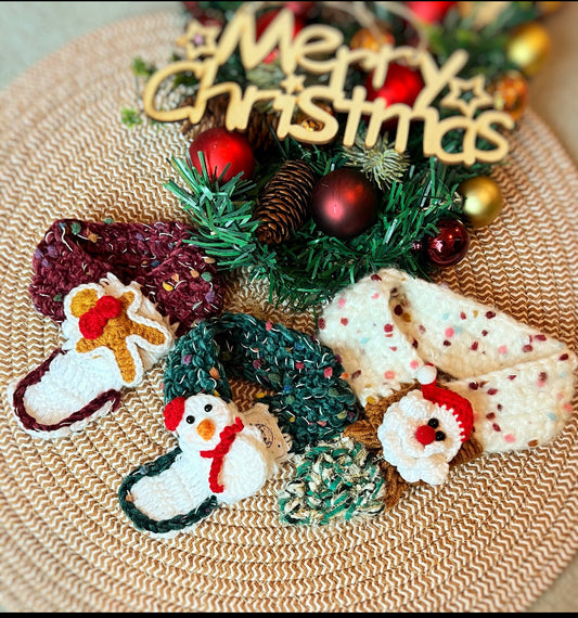 GDC0475 聖誕鈎織豆豆頸巾