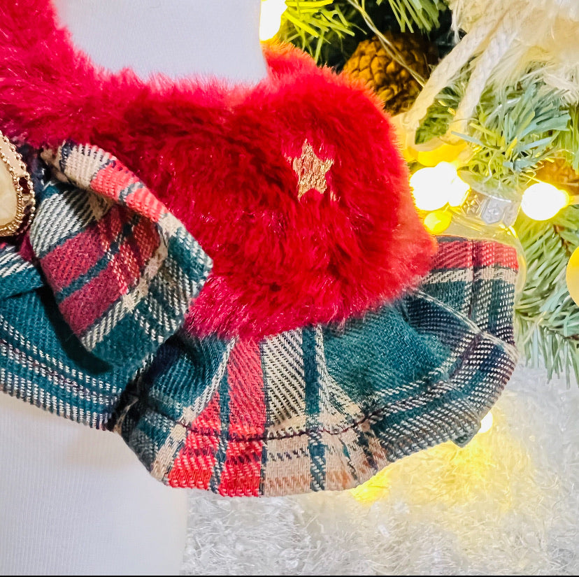 GDC0468 燙星毛毛綠格仔圍巾（紅毛毛）